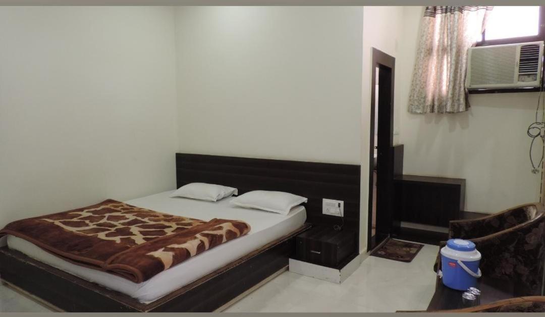 Hotel Paradise Stays Pachmarhī Dış mekan fotoğraf