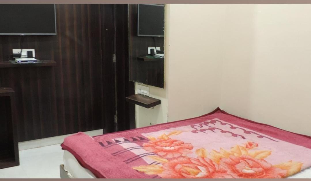 Hotel Paradise Stays Pachmarhī Dış mekan fotoğraf